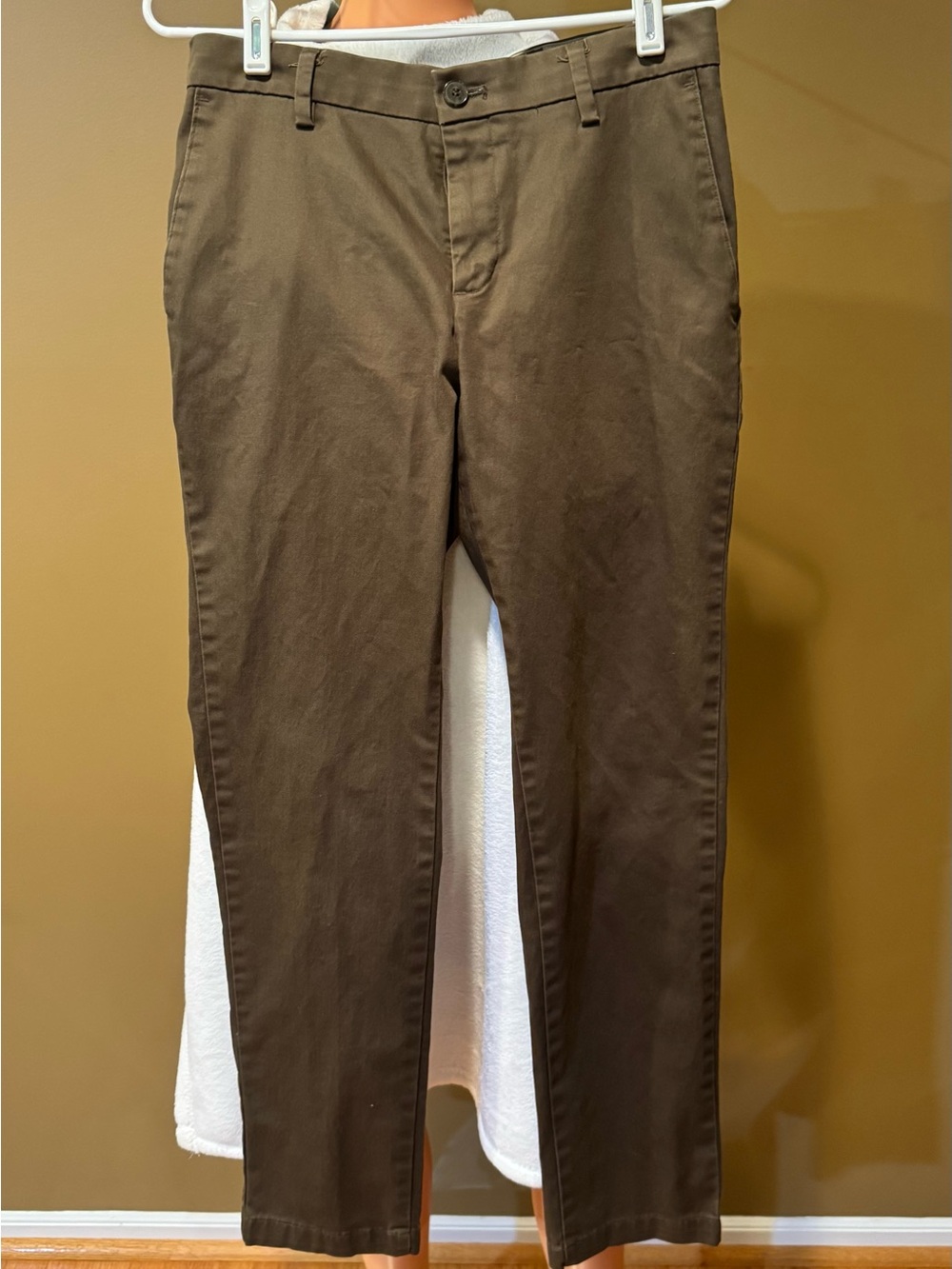 Dockers Men’s Olive Brown Slim Fit Chinos